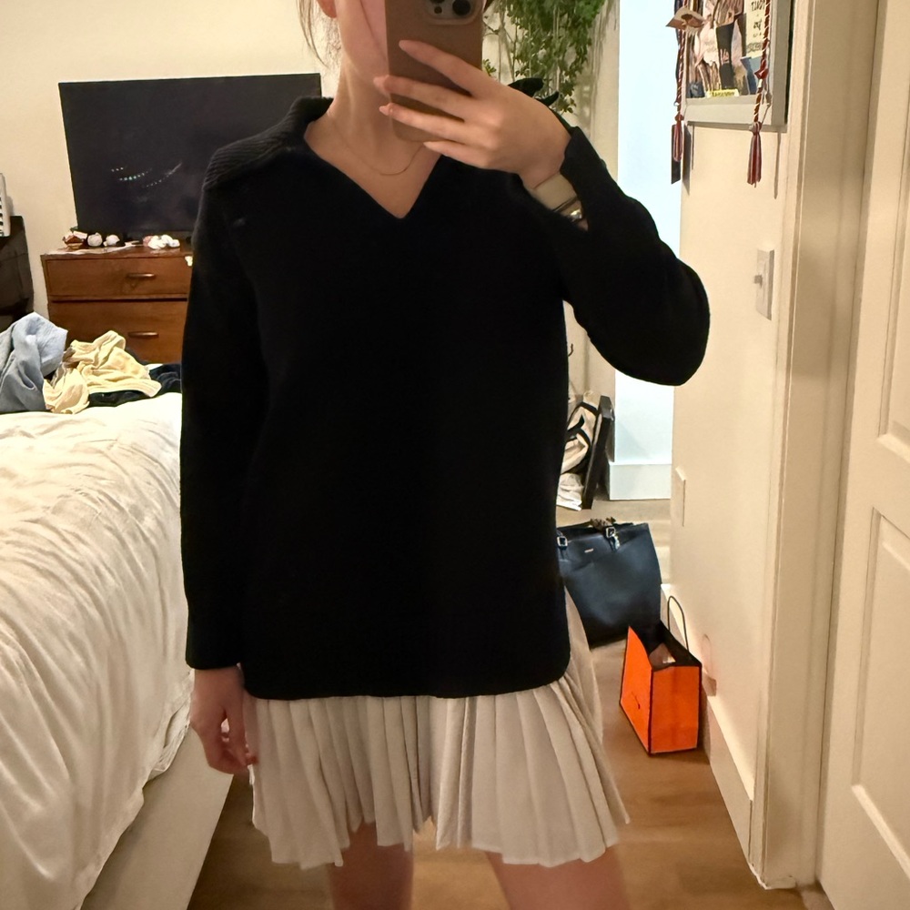 English factory sweater dress with pleats